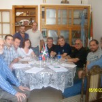 Lectura de la foto de la Reunión del Centro de Estudios y del Nacionalismo Vasco "ARTURO CAMPION " del Centro Vasco Argentino "Lagunen Etxea " de LAPRIDA . (de izquierda a derecha ) Mikel EZKERRO Nicolás CHAVEZ Sergio REKARTE María Eugenia CRUSET (en pie) Carlos MARTINEZ Martín ADRIÁN (Pte. CV ) José DOMINGO César ARRONDO Juan Carlos IBARROLA Ignacio SAGASTUME Eduardo TORRY
